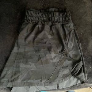 Track That MR shorts 5”